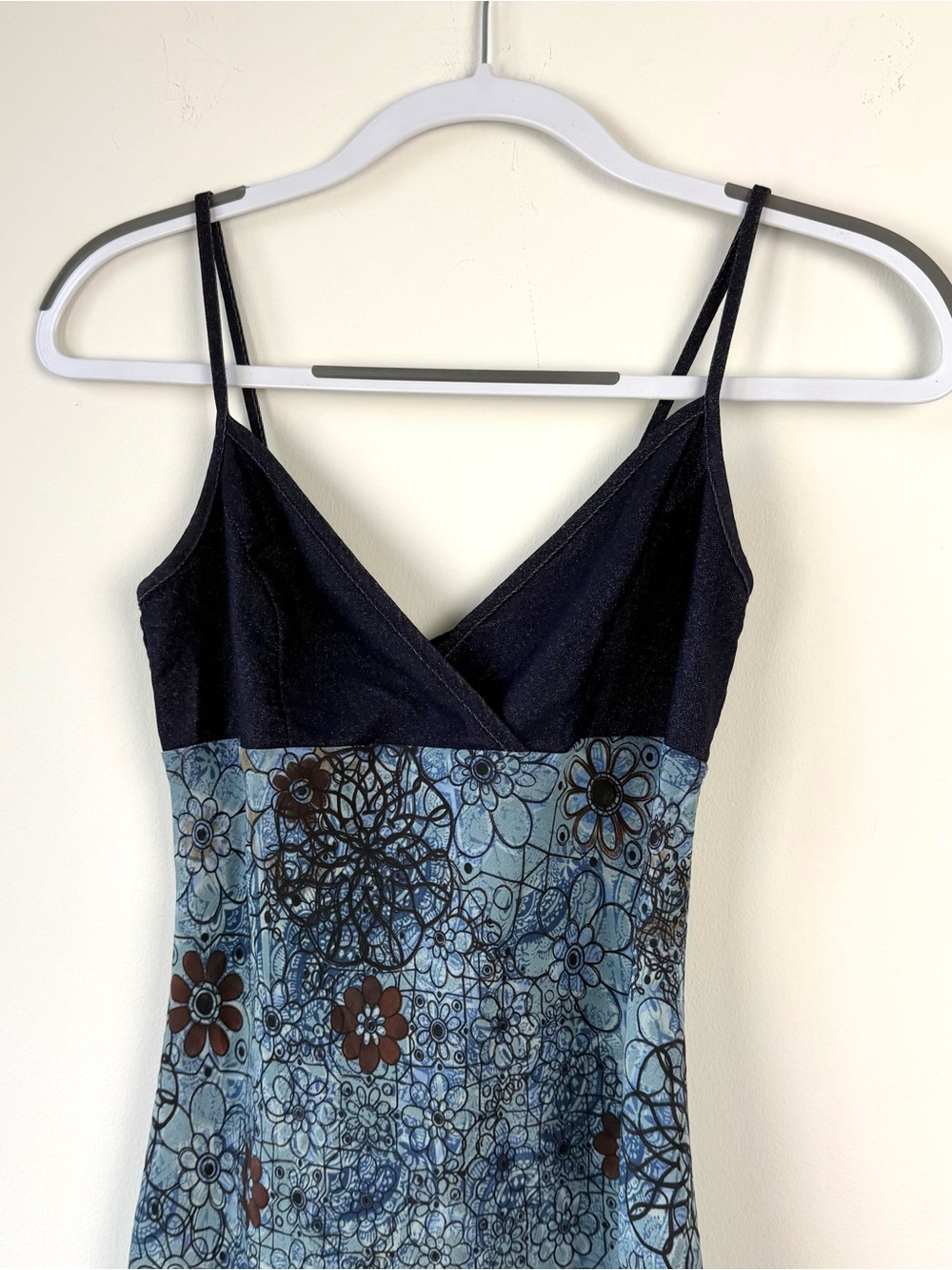 Byer Too Vintage 90s Midi Dress - Picture 2 of 6
